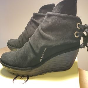 Fly London Yama suede bootie